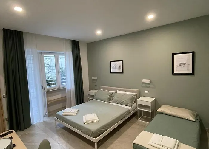 Domus Cervantes 3* Neapel