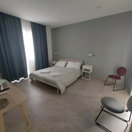 Domus Cervantes Naples